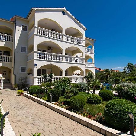 Apartments Kendes Vodice Bagian luar foto