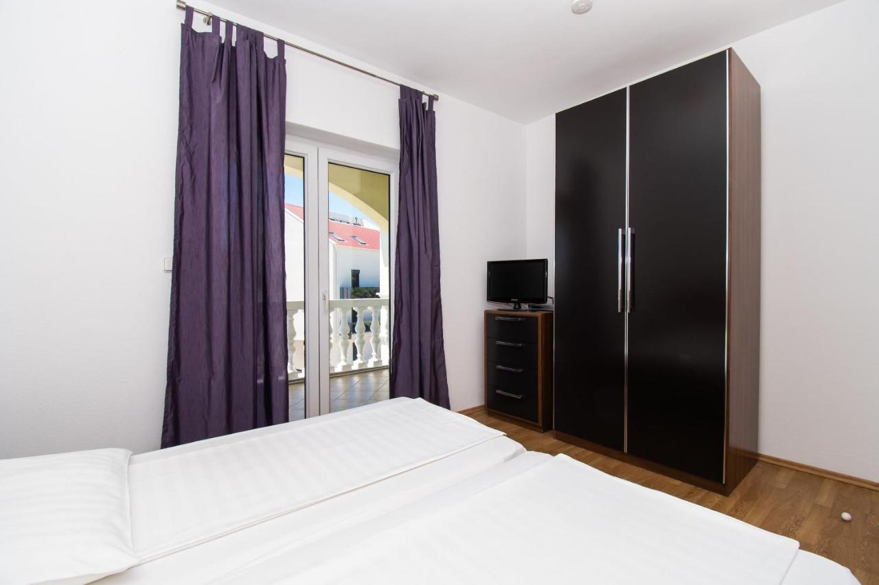 Apartments Kendes Vodice Bagian luar foto