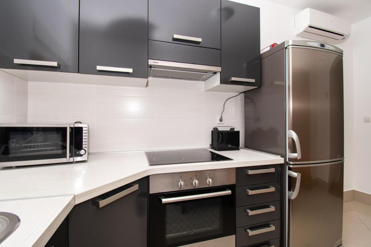 Apartments Kendes Vodice Bagian luar foto