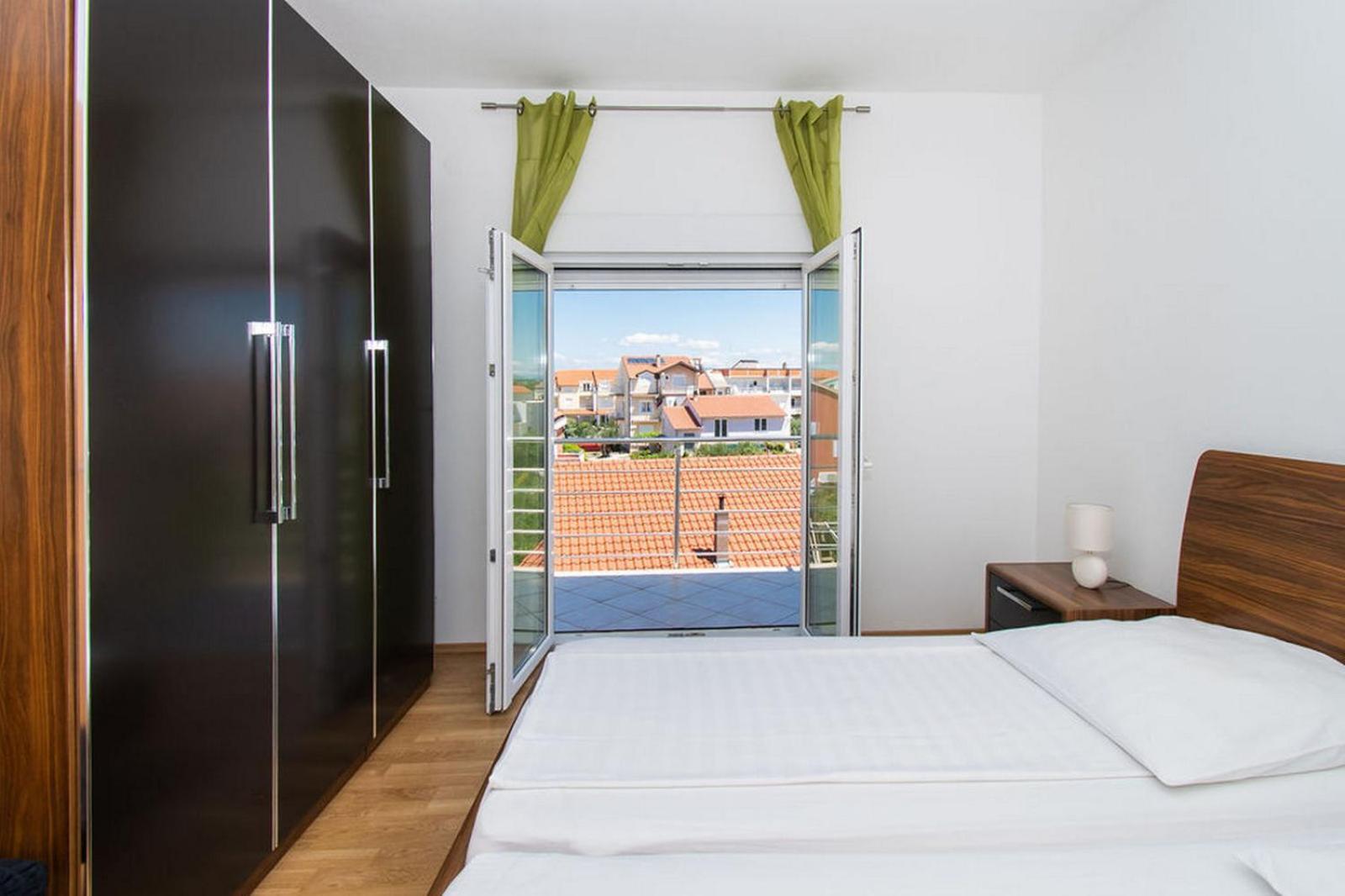 Apartments Kendes Vodice Bagian luar foto