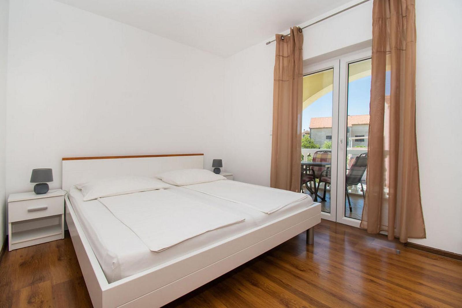 Apartments Kendes Vodice Bagian luar foto