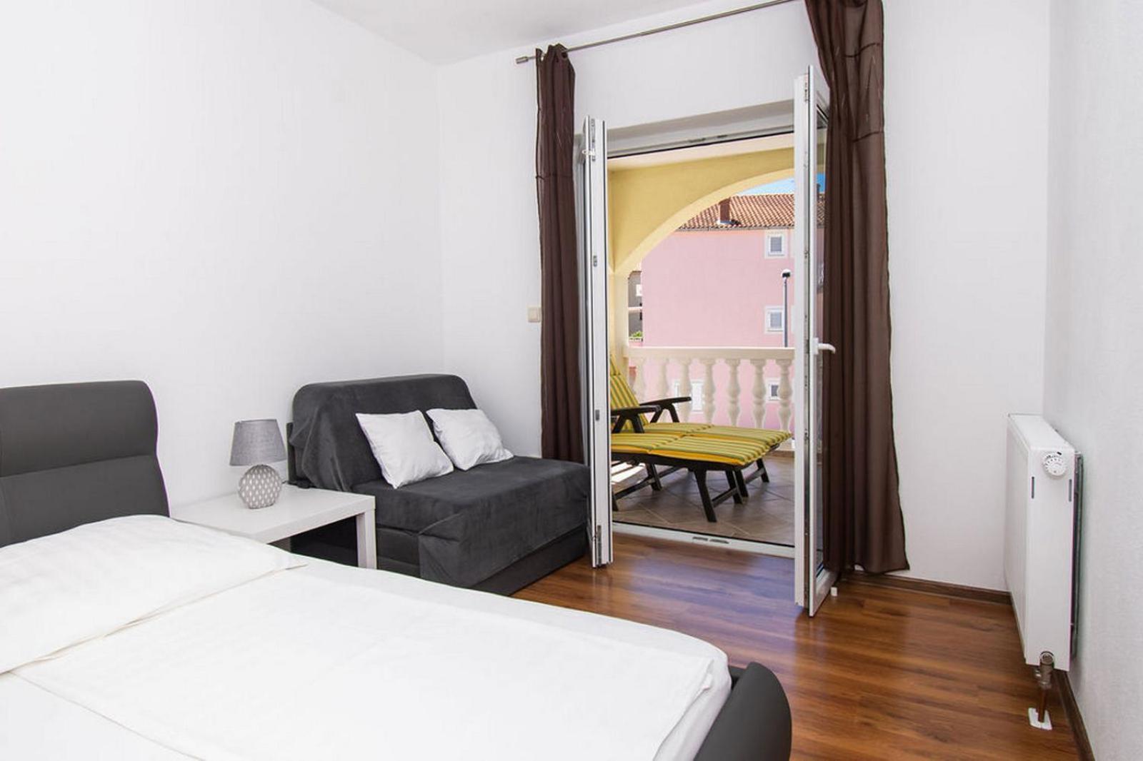 Apartments Kendes Vodice Bagian luar foto