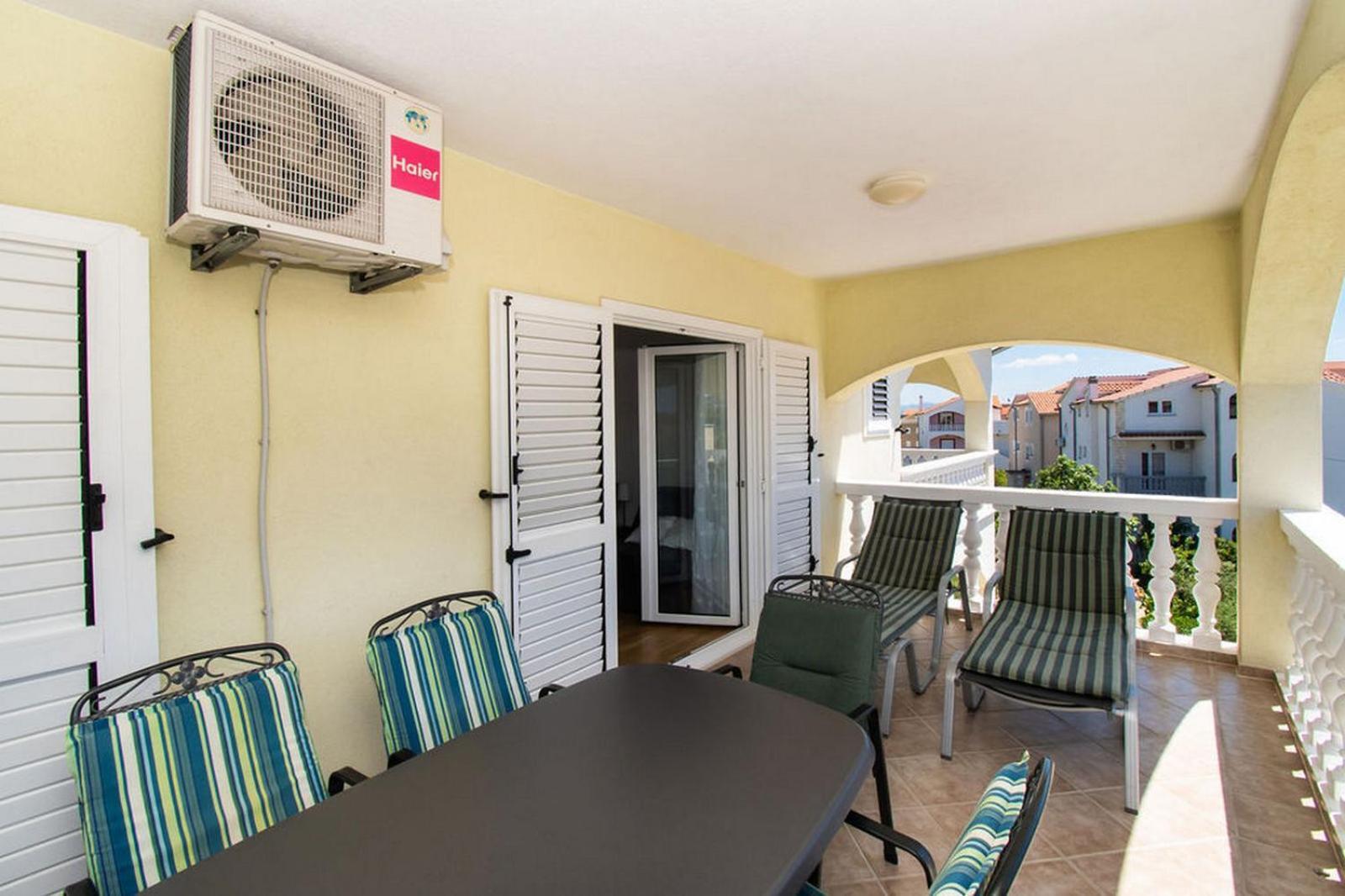 Apartments Kendes Vodice Bagian luar foto